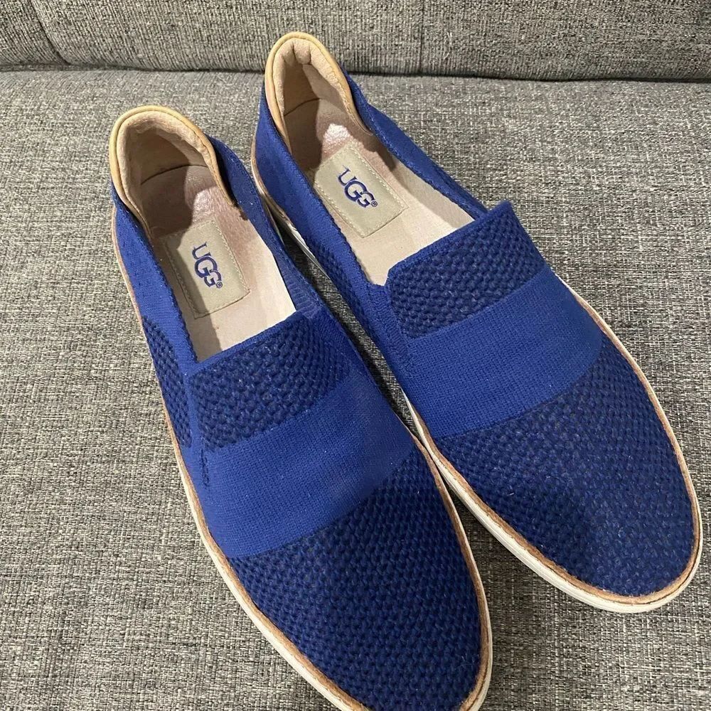 UGG Sammy Slip-On Sneakers Women Size 8.5